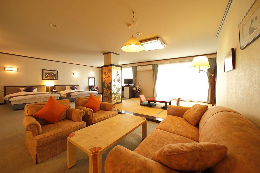 Select Grand Kagayamanaka Hotel Bilik gambar